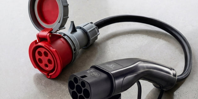 32A 5-polige CEE naar Type 2 Adapter