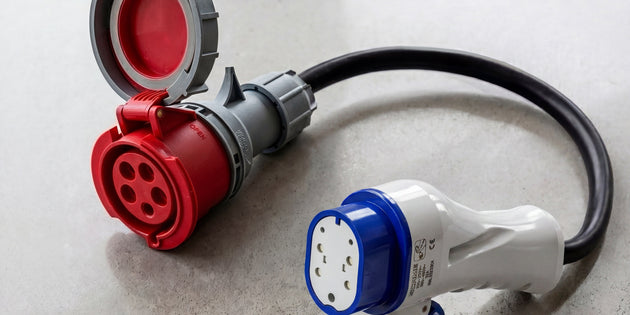 32A 5-polig CEE naar Type 3 adapter