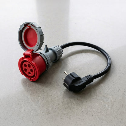 32A 5-polige CEE naar Schuko adapter