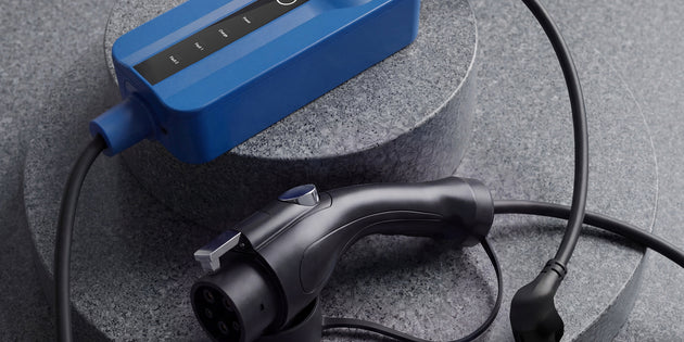 Voldt® Type 1 Portable Charger with Schuko plug and Type 1 connector